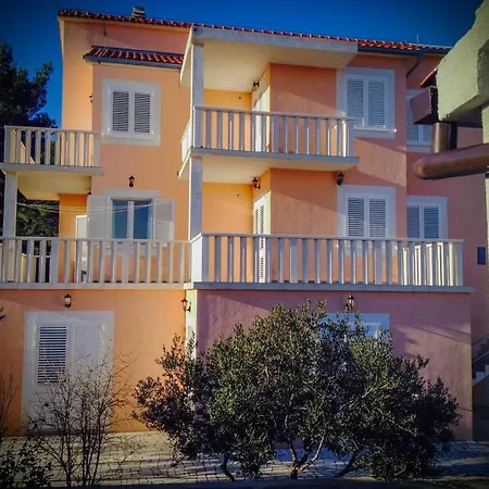 In With Sea View, Terrace