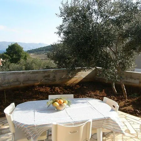 In With Sea View, Terrace Apartment *